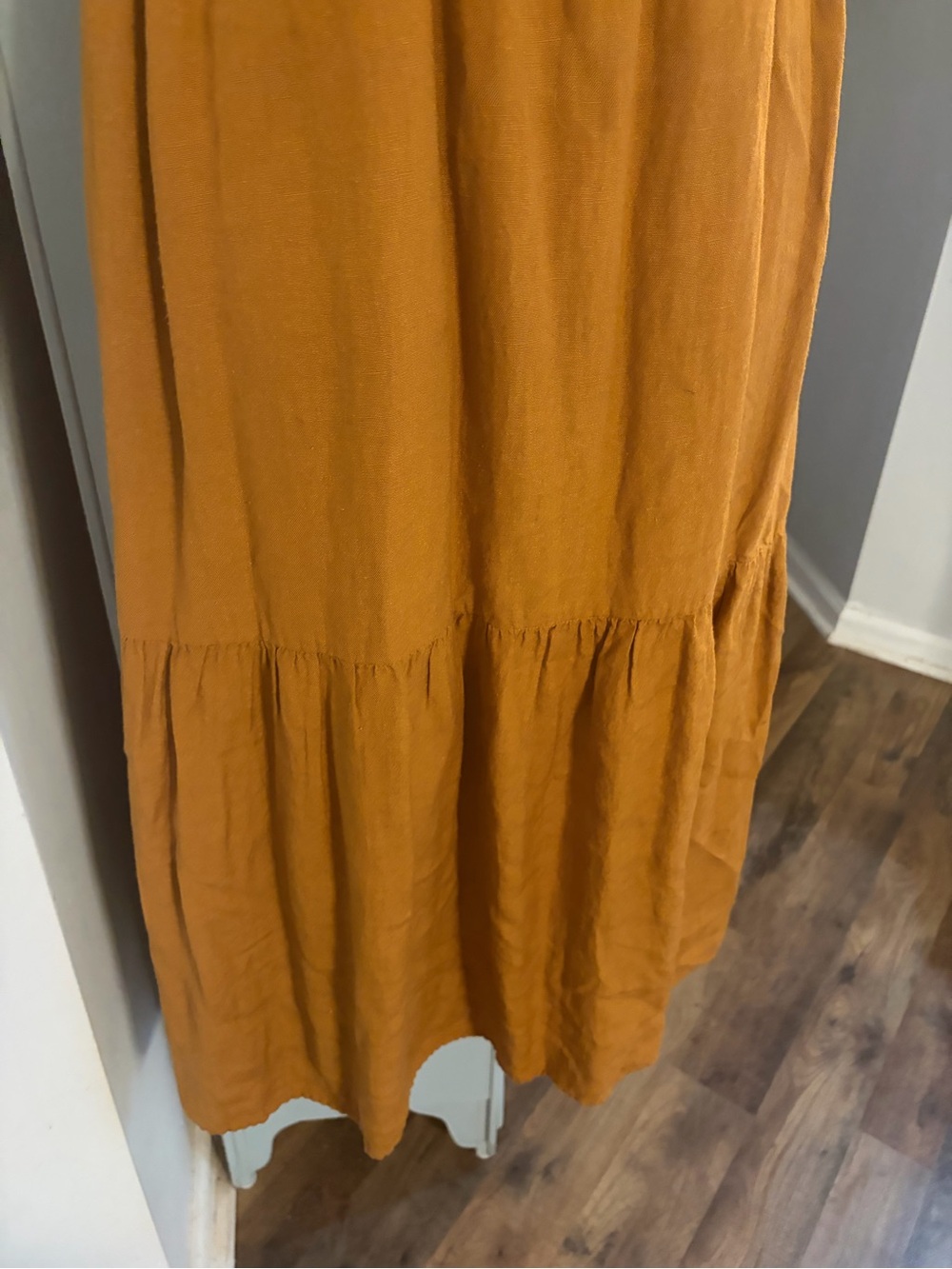 Sincerely Jules Sleeveless Brown Midi Dress with Elastic Waist - Picture 5 of 10